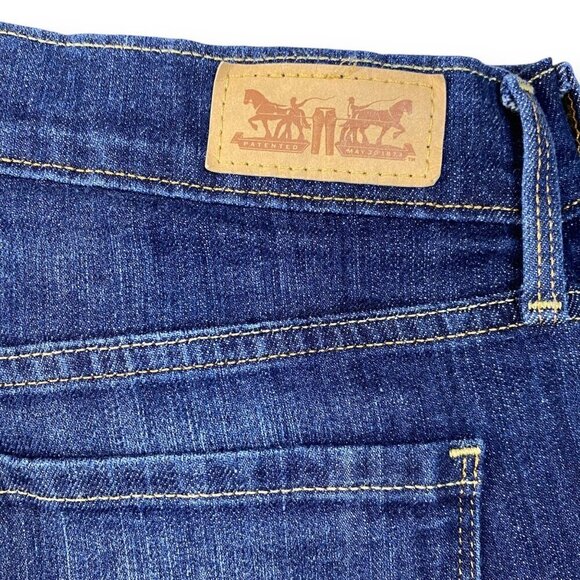 Levi's Premium Red Tab Original Fit Jeans Womens Sz 26x32 in First Try Dark Wash - Picture 11 of 16